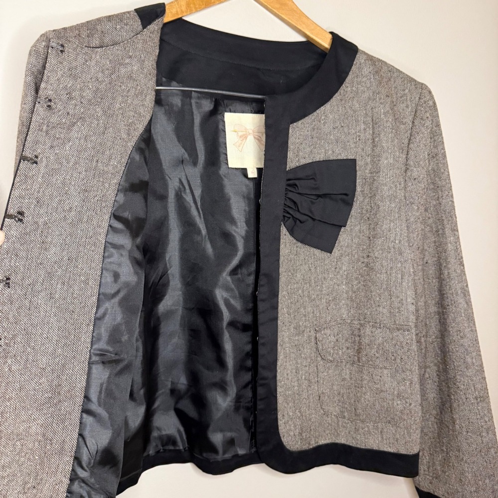 Anthropologie Gray Tweed Bow Front Blazer with Black Trim - Picture 6 of 7